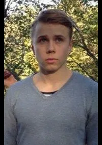 영화배우인 망누스 마리우손의 대표 이미지