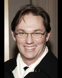 영화배우인 리처드 토마스의 대표 이미지