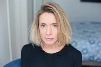 영화감독인 안드레아 베스콩의 대표 이미지