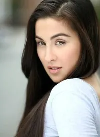 성우, 가수인 카즈미 에반스의 대표 이미지