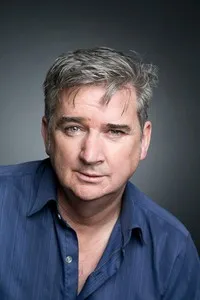 시나리오작가인 데미안 콜리넌의 대표 이미지