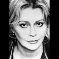 영화배우인 엘리자베스 애슐리의 대표 이미지
