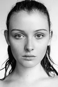 영화배우인 알프룬 라우페이야르도티르의 대표 이미지