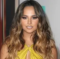 가수, 영화배우인 베키 지의 대표 이미지