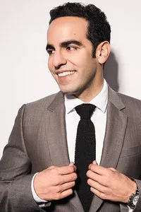 영화배우인 댄 아흐둣의 대표 이미지