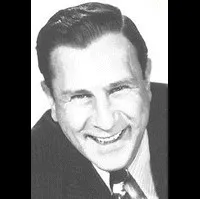 배우인 버드 애벗의 대표 이미지