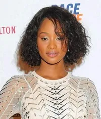 영화배우인 페피 소누가의 대표 이미지