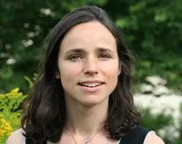 영화배우인 엘루이즈 르보의 대표 이미지