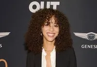 영화배우인 자스민 사보이 브라운의 대표 이미지