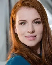 영화배우인 그레이스 블랙맨의 대표 이미지