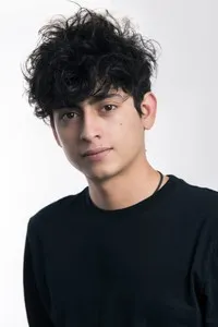 영화배우인 호세 안토니오 톨레다노의 대표 이미지