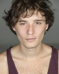 영화배우인 마우로 산체스 나바로의 대표 이미지