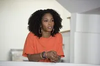 영화배우인 브리태니 S. 홀의 대표 이미지