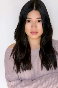 영화배우인 셀리나 마틴의 대표 이미지