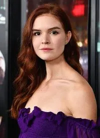 영화배우인 에밀리 타이라의 대표 이미지