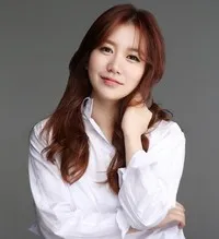 성우인 박시윤의 대표 이미지