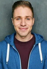 영화배우인 대니얼 웨인가튼의 대표 이미지