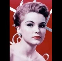 배우, 음악인 데브라 페이지트의 대표 이미지