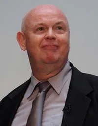 영화감독인 프랭크 헤넨로터의 대표 이미지