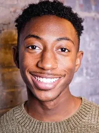 영화배우인 단테 크릭클로우의 대표 이미지