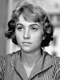 영화배우인 조피아 마르친코프스카의 대표 이미지