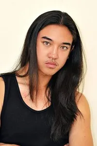 영화배우인 이안 이그나시오의 대표 이미지