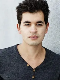 영화배우인 안드레스 벨레즈의 대표 이미지