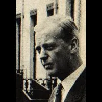 각본인 에릭 암블러의 대표 이미지