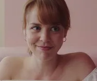 영화배우인 노에미 오파렐의 대표 이미지