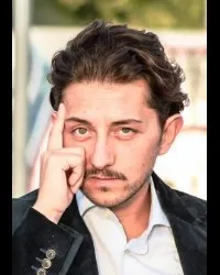 영화배우인 아드리아노 판탈레오의 대표 이미지