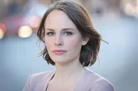 영화배우인 엘렌 어데어의 대표 이미지