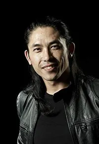 영화배우인 앵거스 허의 대표 이미지