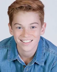 영화배우인 카일러 찰스 벡의 대표 이미지