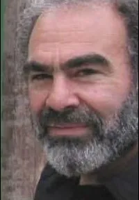 배우인 마이클 안새러의 대표 이미지