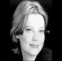 영화배우인 켈리 오버베이의 대표 이미지