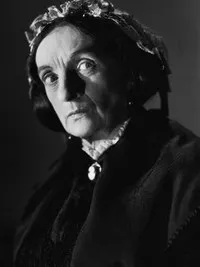 배우인 우나 오코너의 대표 이미지