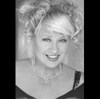 영화배우인 빅토리아 잭슨의 대표 이미지