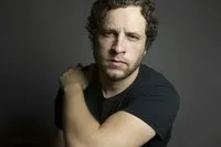 영화배우인 더그 페니카스의 대표 이미지