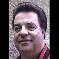 배우, 음악, 각본인 로우 코스텔로의 대표 이미지