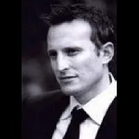 영화배우인 보드히 엘프먼의 대표 이미지