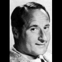 배우인 조지 토비아스의 대표 이미지