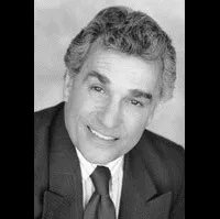 배우인 마이클 델라노의 대표 이미지