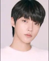 탤런트인 황인엽의 대표 이미지