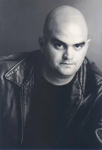 영화배우인 제드 로웬의 대표 이미지