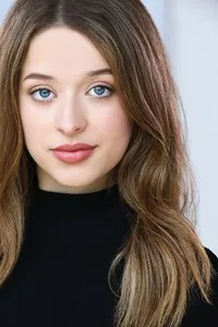 영화배우인 애디슨 홀리의 대표 이미지