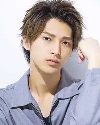 영화배우인 키하라 루이의 대표 이미지