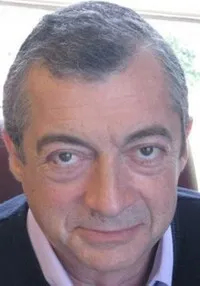 영화감독인 필리페 모라의 대표 이미지