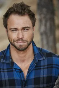 영화배우인 앤드류 스틸의 대표 이미지