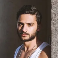 영화배우인 다니엘 가드의 대표 이미지