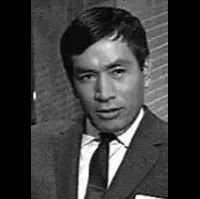 배우인 탄바 테츠로의 대표 이미지